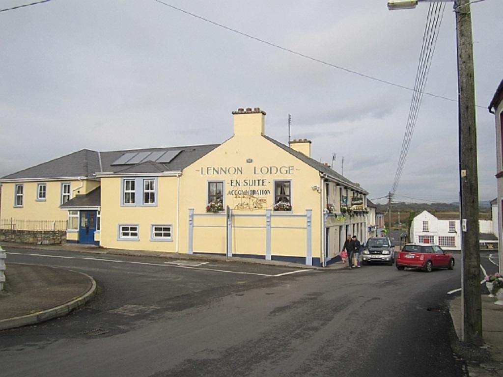 Lennonlodge Ramelton Exterior photo